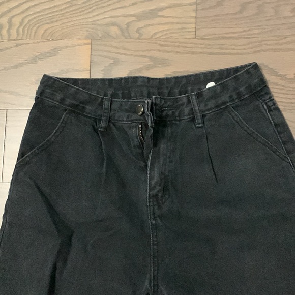 Black High Rise Dad Jeans - Picture 2 of 5
